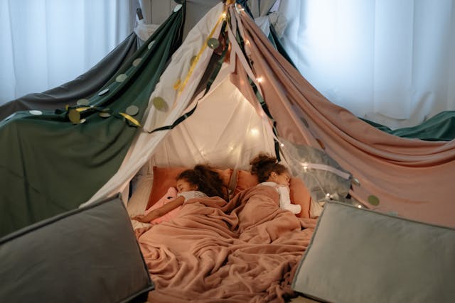 sofa fort